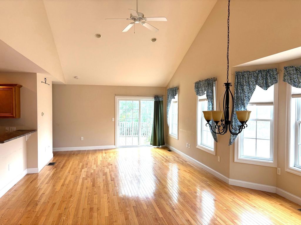 Photo of 6 Cielo Drive, Dover, NH 03820 (MLS # 5060032)