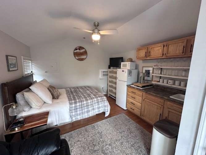 277 Weirs Boulevard 6