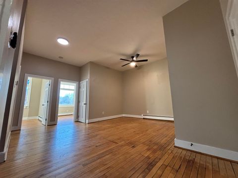 408 central Street 6 Franklin NH 03235