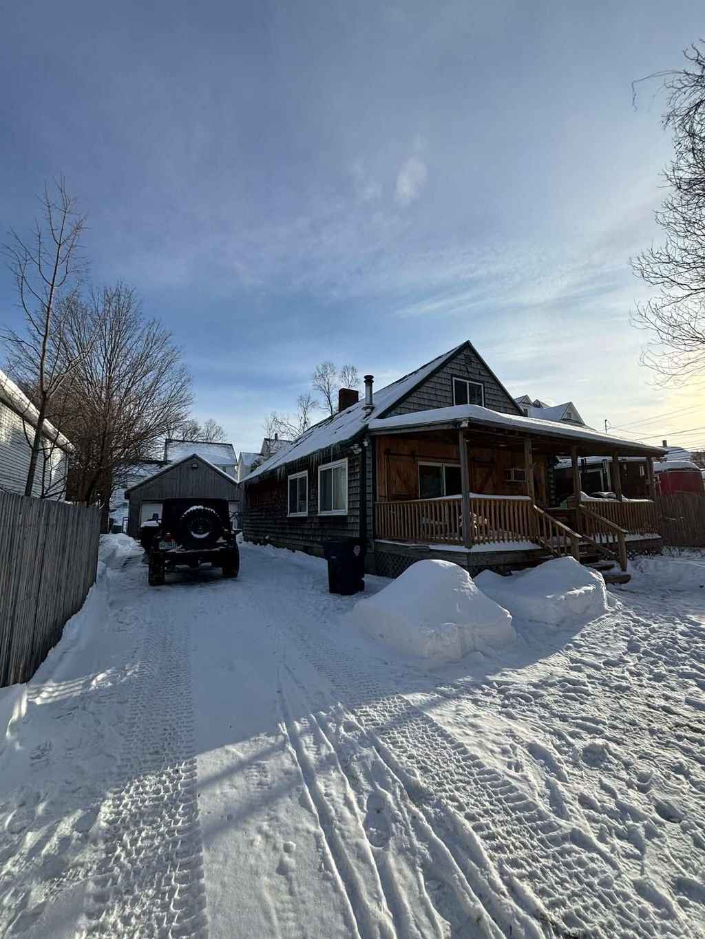 Photo of 17 Crown Street, Nashua, NH 03060 (MLS # 5076081)