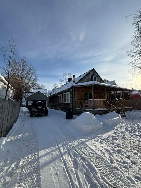 Photo of 17 Crown Street, Nashua, NH 03060 (MLS # 5076081)