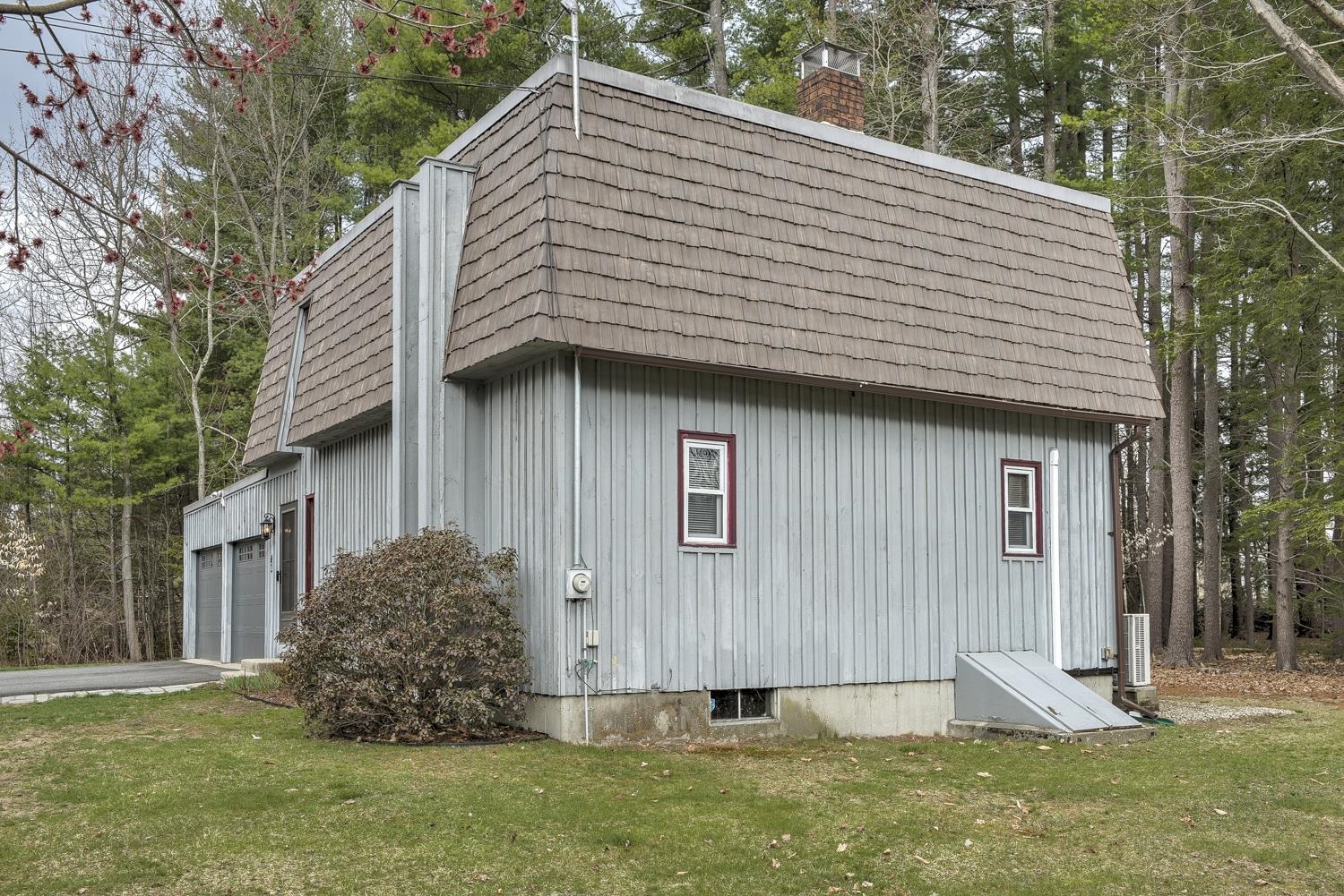 63 Robbins Road