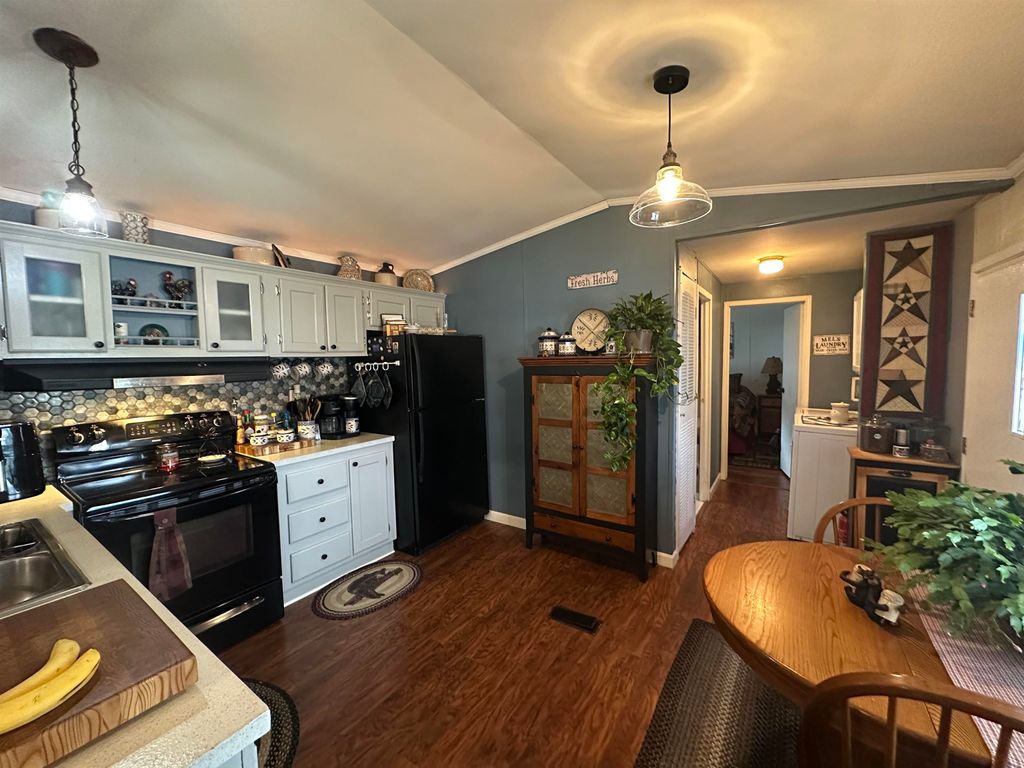 Photo of 18 Pine Street, Hinsdale, NH 03451 (MLS # 5069272)