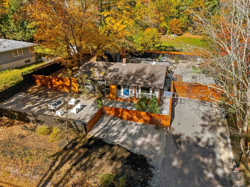 Photo of 159 W High Street, Somersworth, NH 03878 (MLS # 5066883)