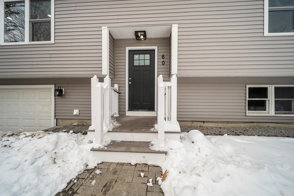 Photo of 60 North High Street, Derry, NH 03038 (MLS # 5071880)