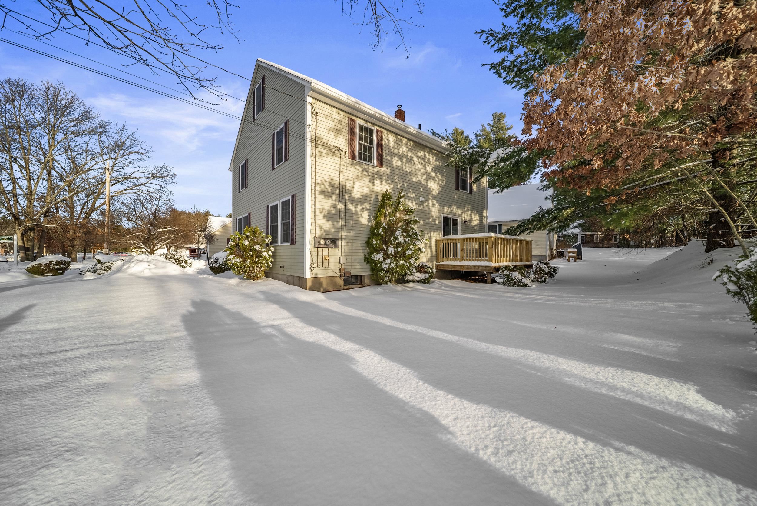 15 A Roosevelt Avenue