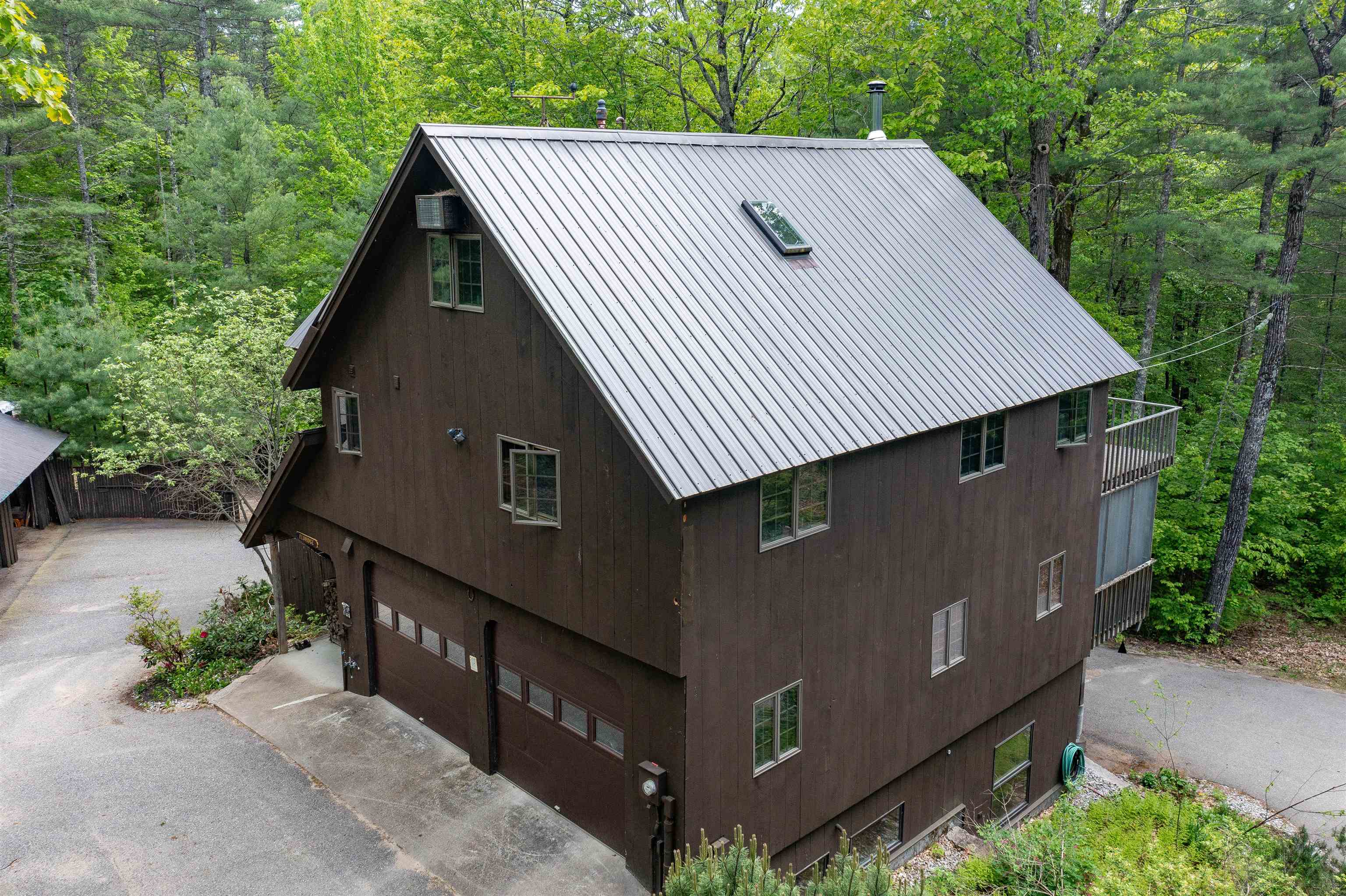 121 Charlotte Point Road