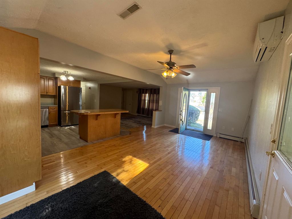 Photo of 1 Kerri Lane, Hooksett, NH 03106 (MLS # 5063867)