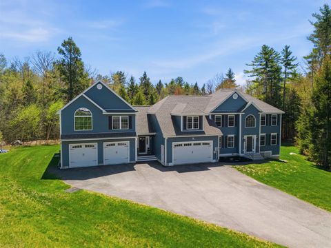 Photo of 84 Juniper Circle, Auburn, NH 03032 (MLS # 5088774)