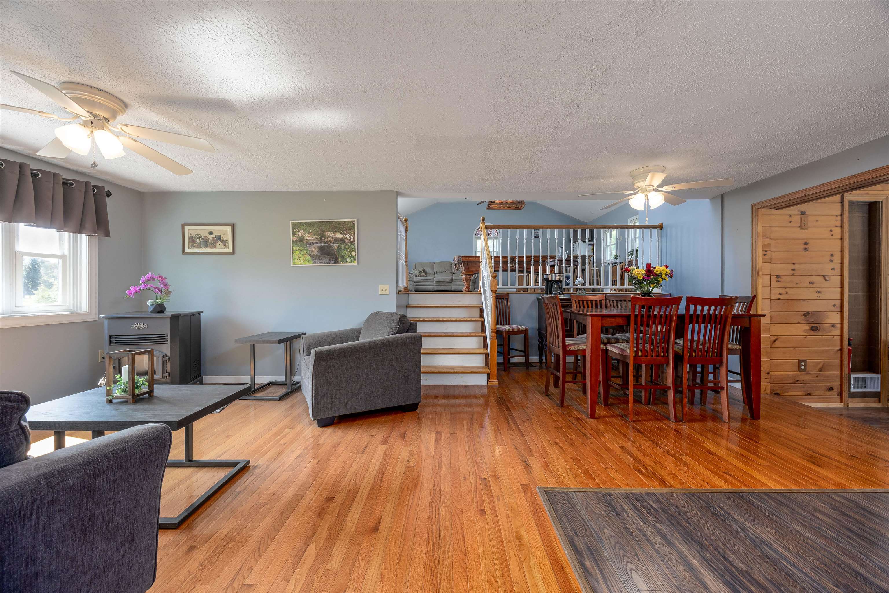 Litchfield, New Hampshire 03052, United States, 3 Bedrooms Bedrooms, ,2 BathroomsBathrooms,Residential,Active,188052