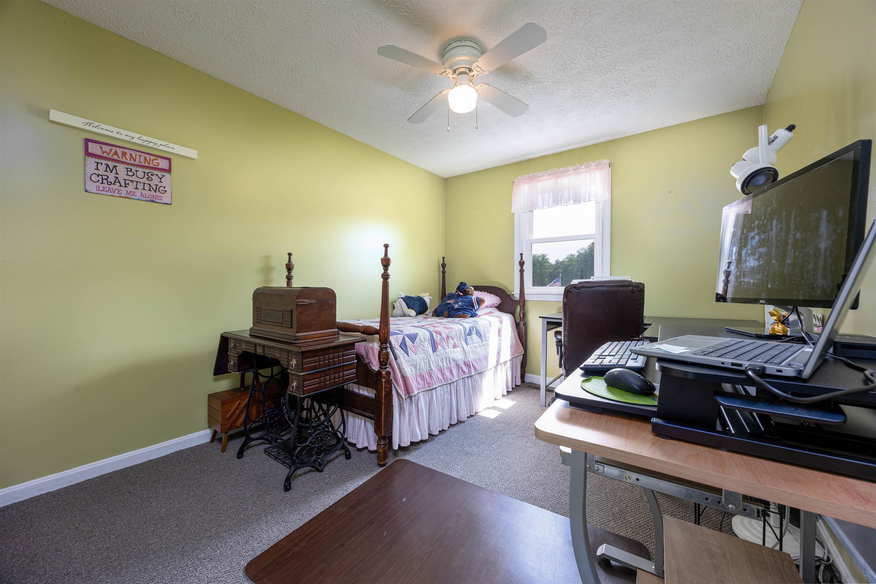 Litchfield, New Hampshire 03052, United States, 3 Bedrooms Bedrooms, ,2 BathroomsBathrooms,Residential,Active,188052