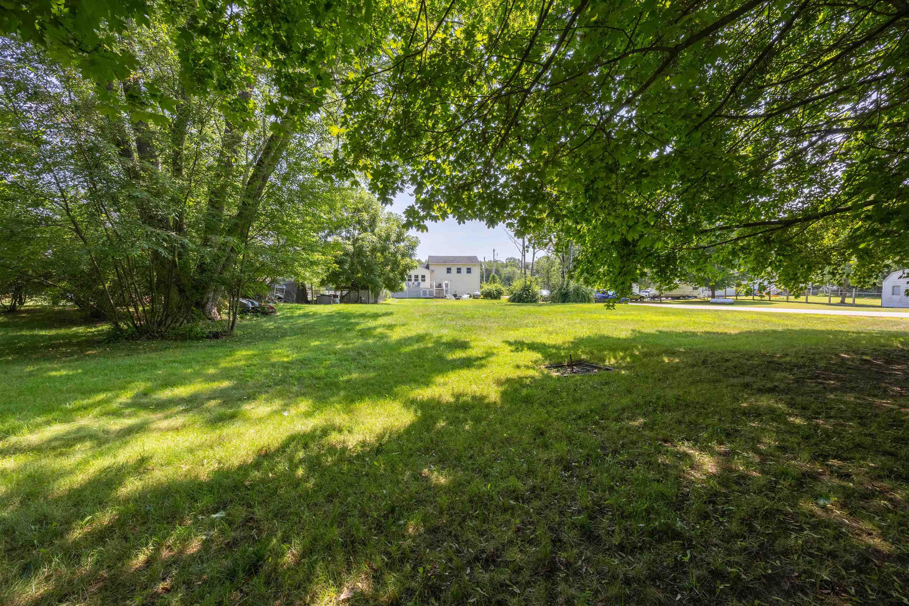 Litchfield, New Hampshire 03052, United States, 3 Bedrooms Bedrooms, ,2 BathroomsBathrooms,Residential,Active,188052