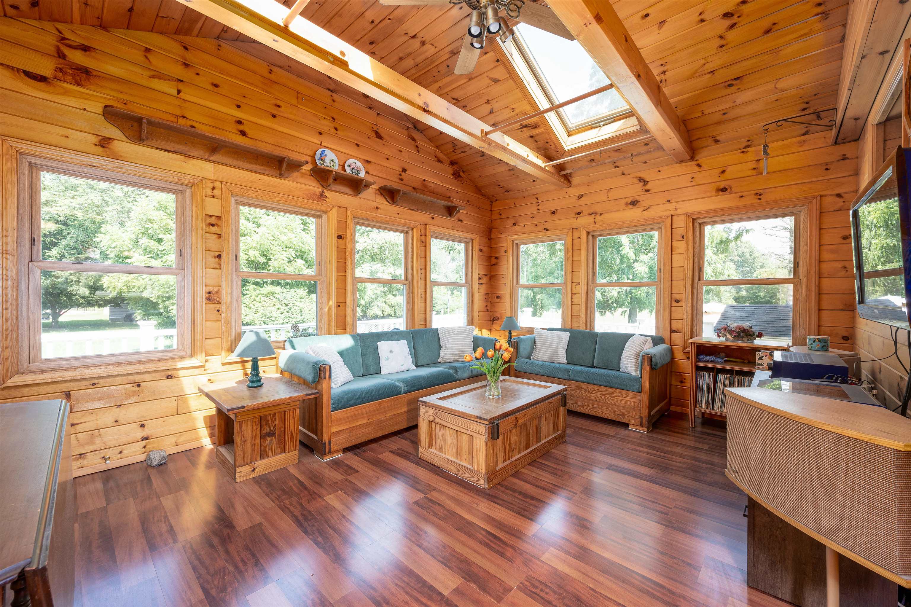 396 Charles Bancroft Highway