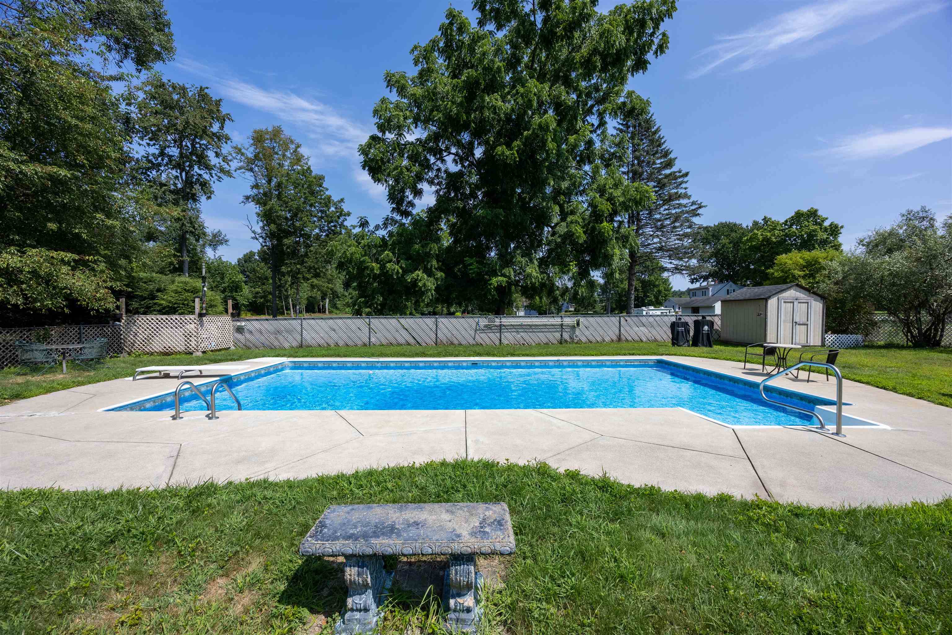 Litchfield, New Hampshire 03052, United States, 3 Bedrooms Bedrooms, ,2 BathroomsBathrooms,Residential,Active,188052