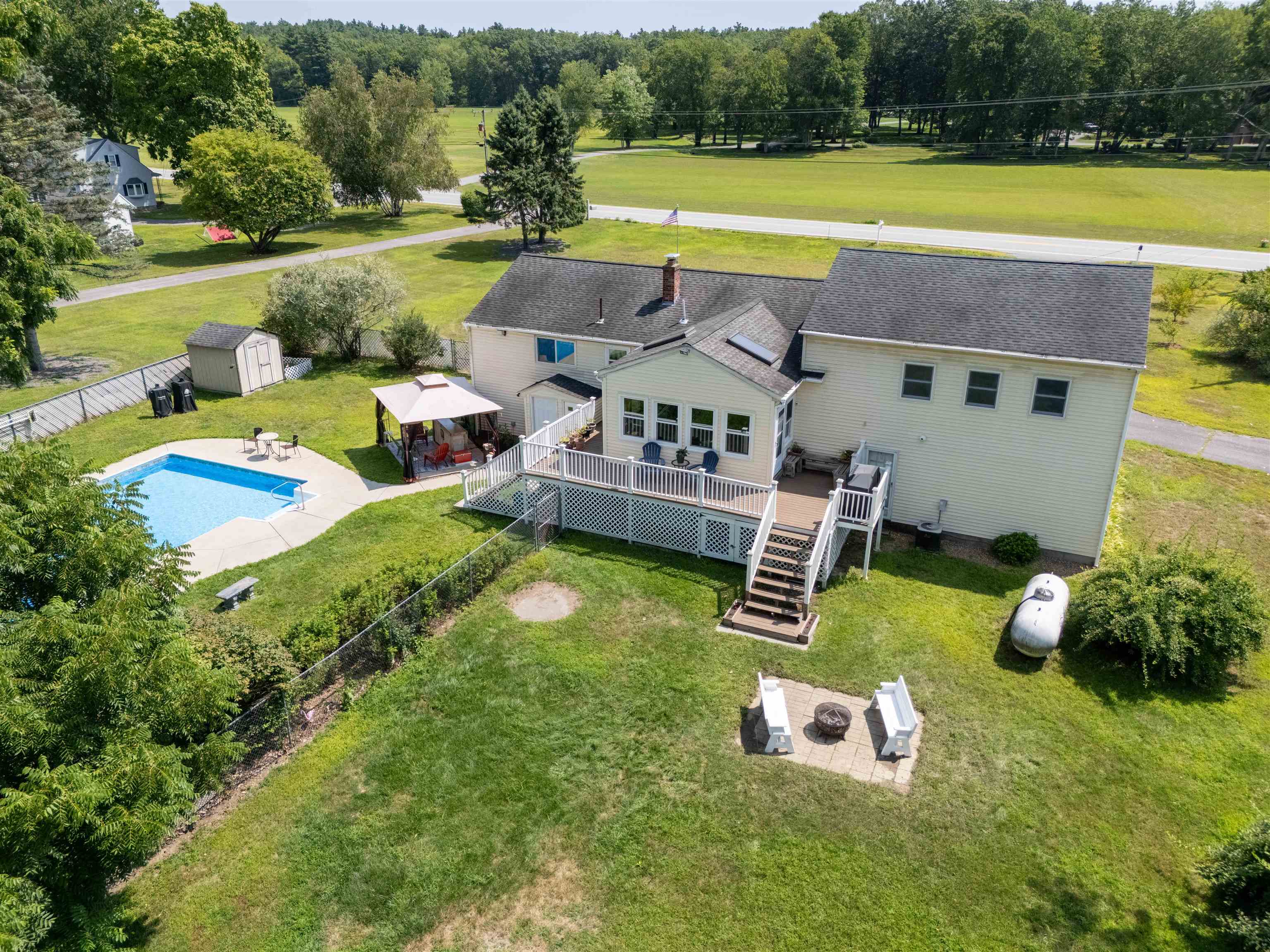 396 Charles Bancroft Highway
