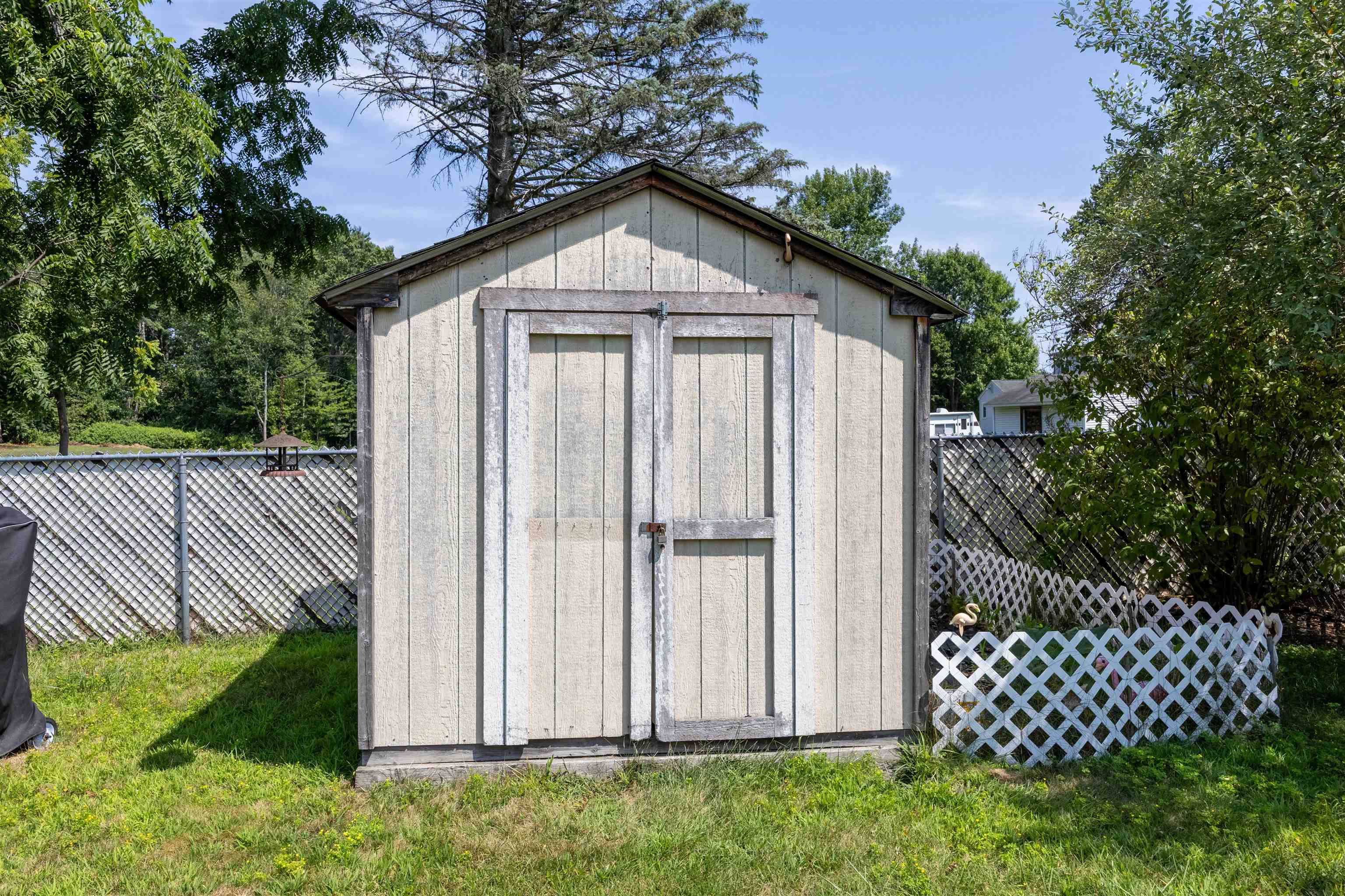 Litchfield, New Hampshire 03052, United States, 3 Bedrooms Bedrooms, ,2 BathroomsBathrooms,Residential,Active,188052