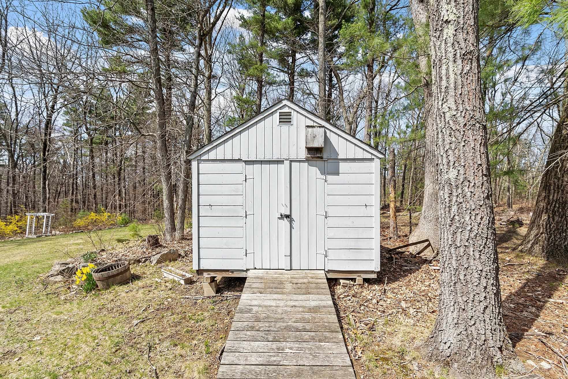 13 Brier Lane