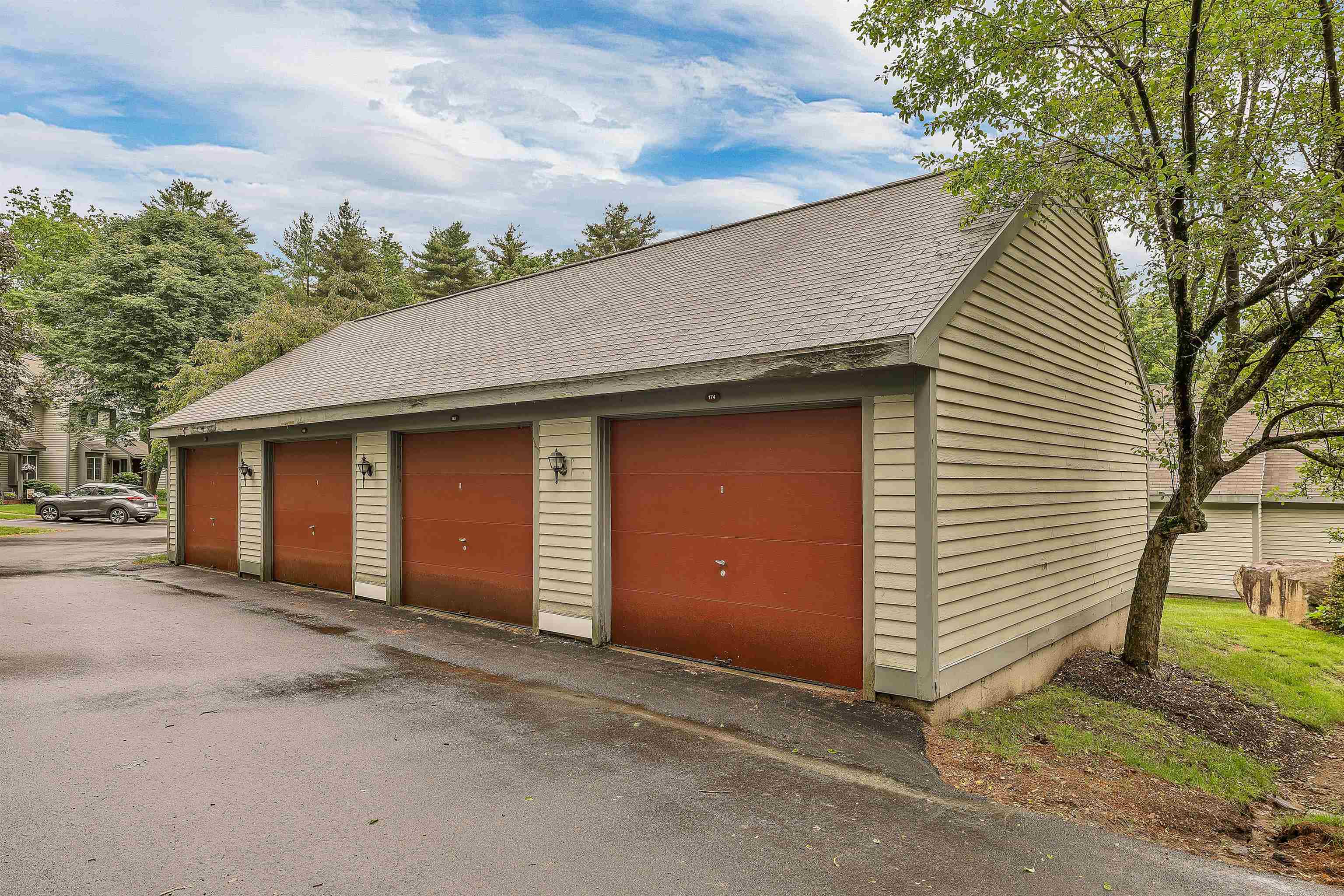 Concord, New Hampshire 03301, United States, 2 Bedrooms Bedrooms, ,2 BathroomsBathrooms,Residential,Pending,151287