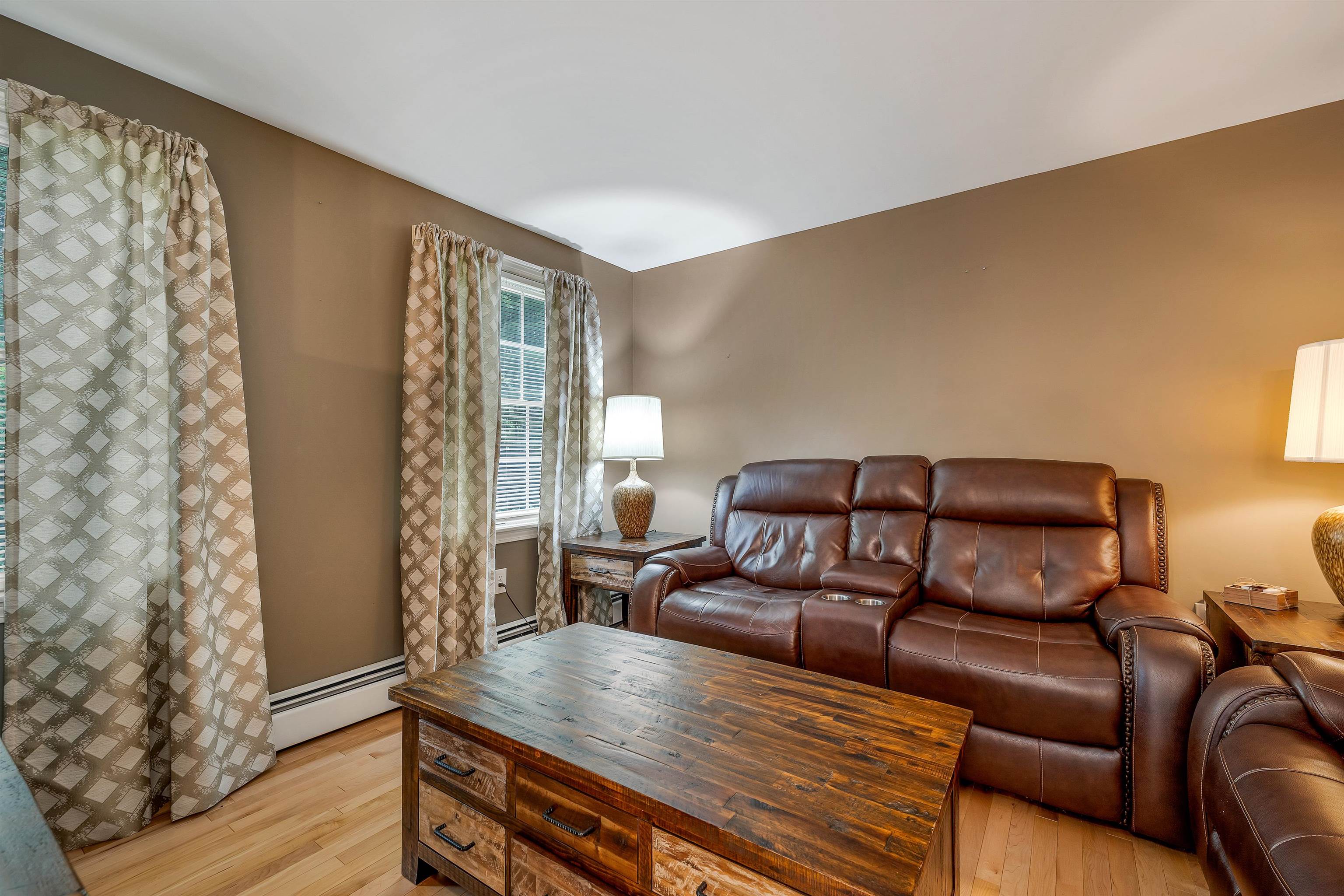 Concord, New Hampshire 03301, United States, 2 Bedrooms Bedrooms, ,2 BathroomsBathrooms,Residential,Pending,151287