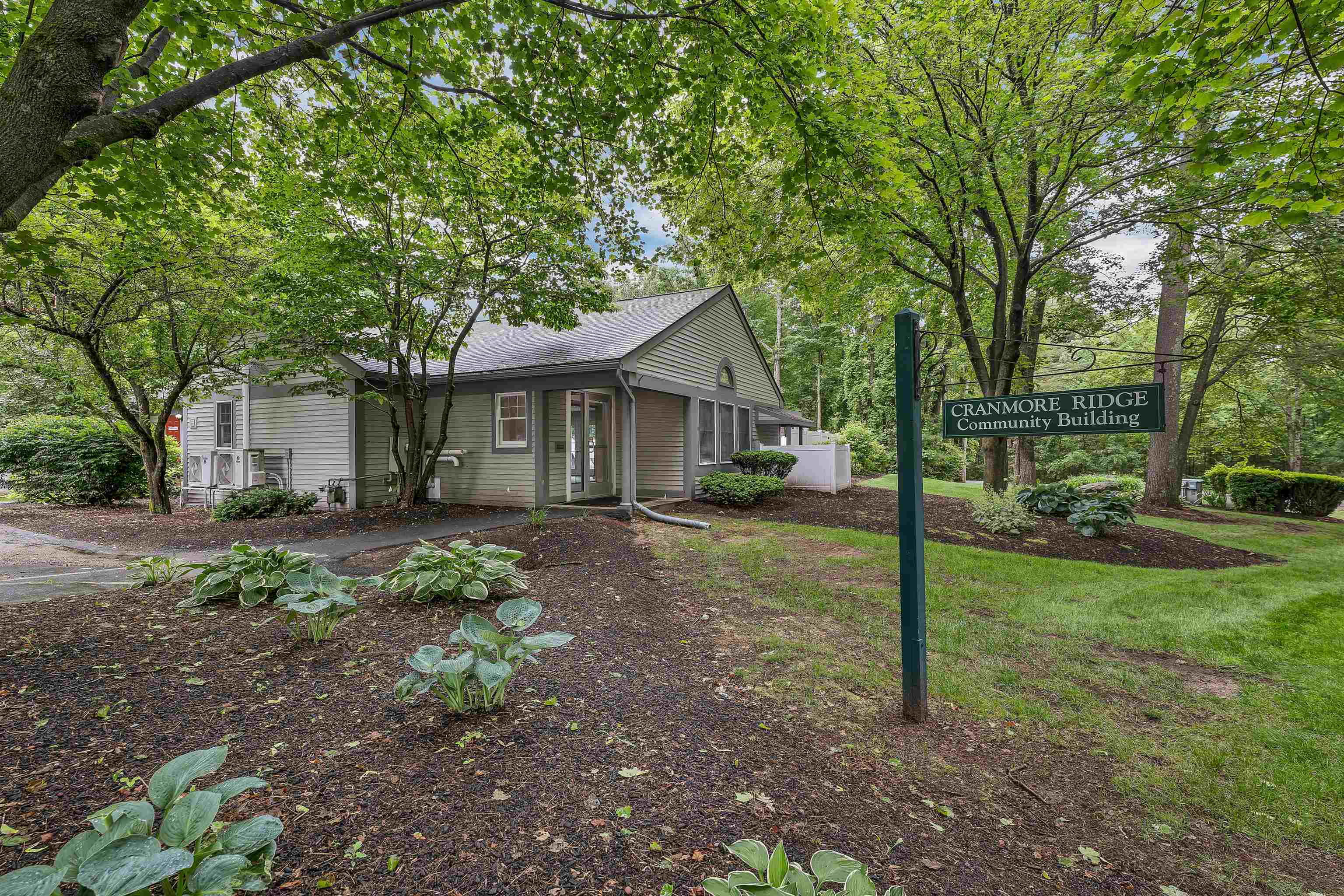 Concord, New Hampshire 03301, United States, 2 Bedrooms Bedrooms, ,2 BathroomsBathrooms,Residential,Pending,151287