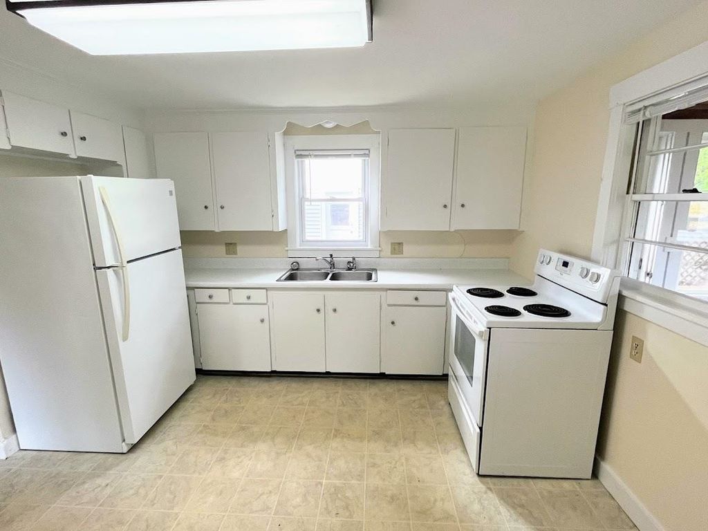 Photo of 21 Wheatley Street, Lebanon, NH 03766 (MLS # 5077695)