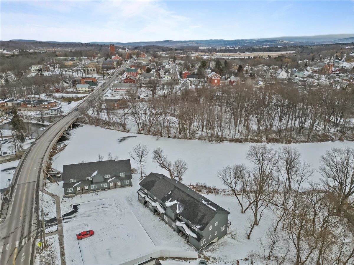 Vergennes, Vermont 05491, United States, 3 Bedrooms Bedrooms, ,2 BathroomsBathrooms,Residential,Active,44870