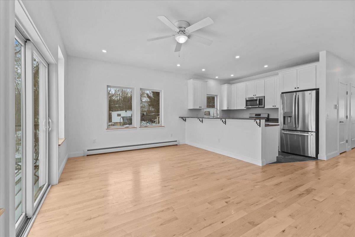 Vergennes, Vermont 05491, United States, 3 Bedrooms Bedrooms, ,2 BathroomsBathrooms,Residential,Active,44870