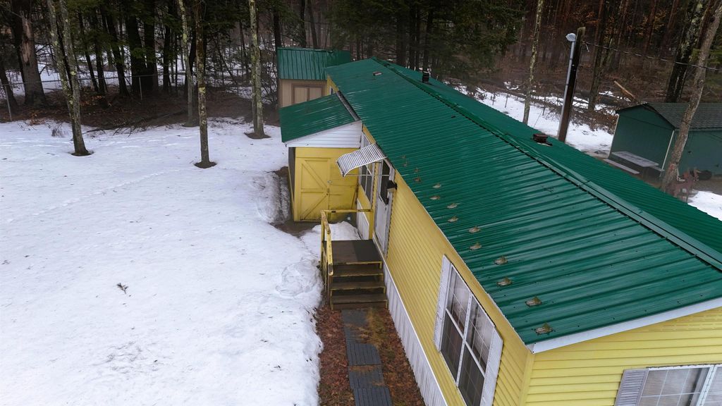 Photo of 8 Cardinal Circle, Keene, NH 03431 (MLS # 5079684)