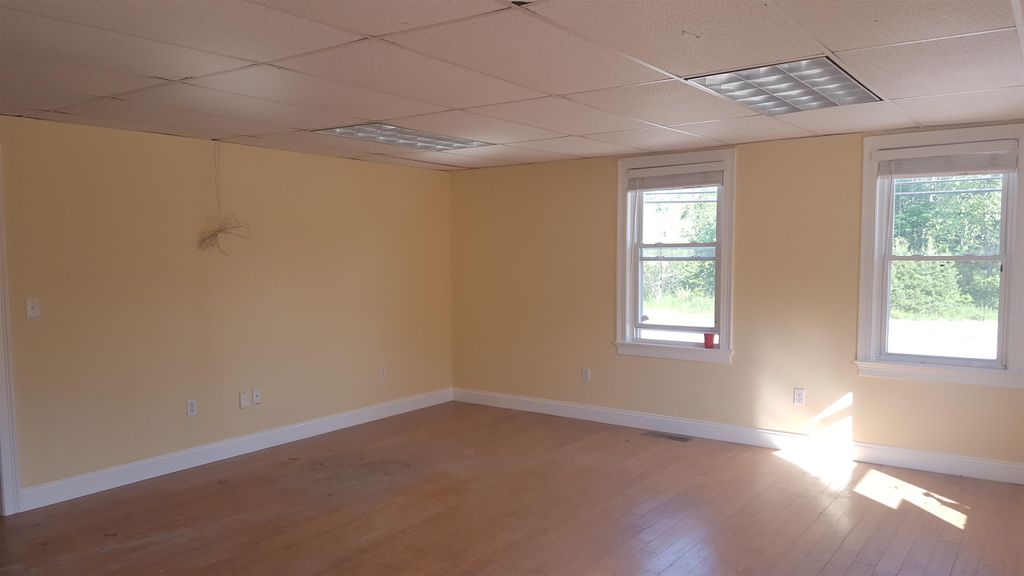 Photo of 216 Central Street #A, Hudson, NH 03051 (MLS # 5078996)