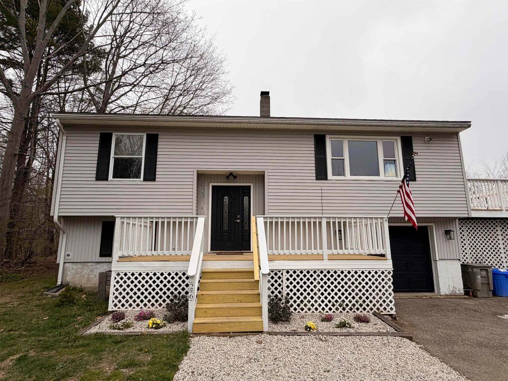 Photo of 26 Ocean Road, Greenland, NH 03840 (MLS # 5084706)