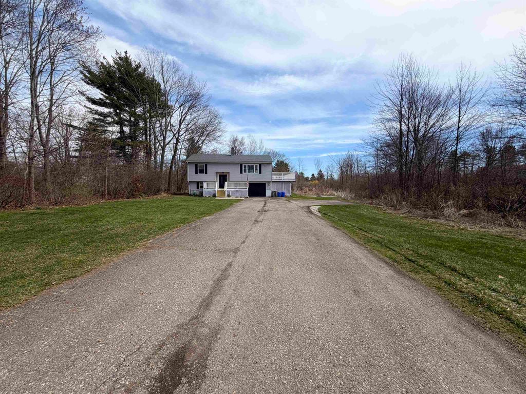 Photo of 26 Ocean Road, Greenland, NH 03840 (MLS # 5084706)