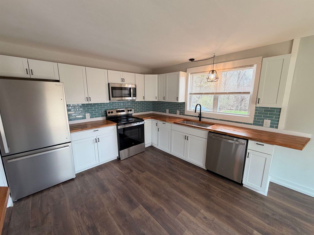 Photo of 26 Ocean Road, Greenland, NH 03840 (MLS # 5084706)