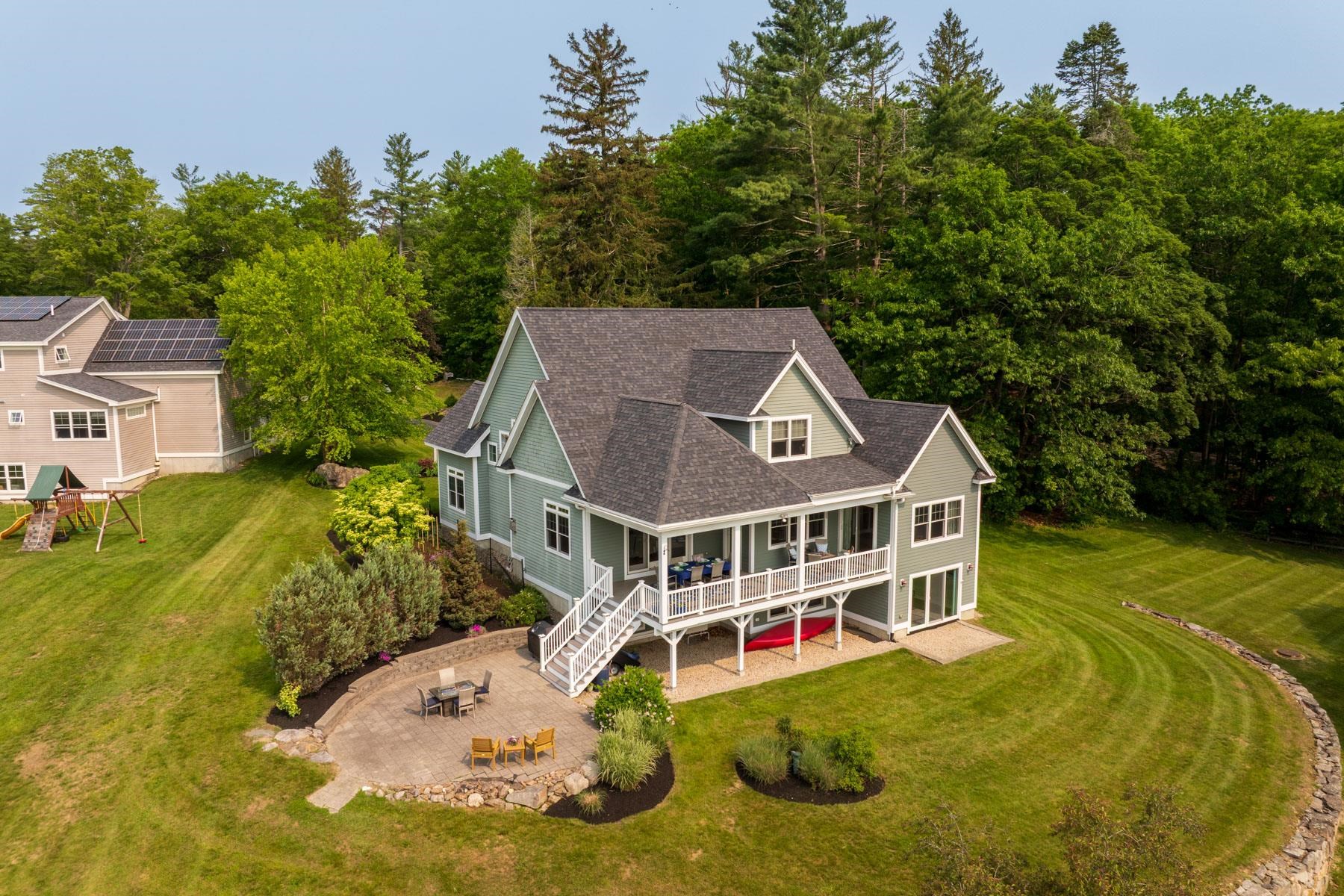 4 WINTERBERRY Drive