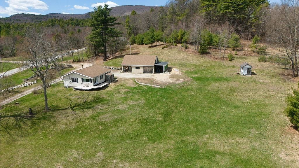 Photo of 96 Moose Mountain Road, Brookfield, NH 03872 (MLS # 5085439)