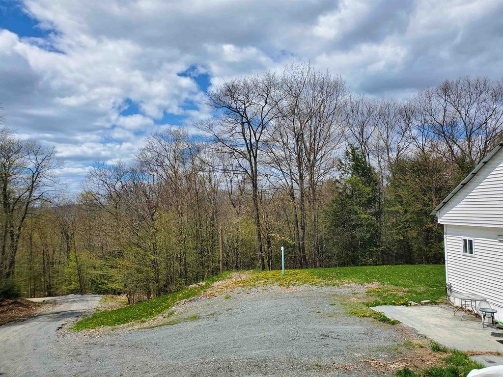 Photo of 557 Fernwood Farms Road, Canaan, NH 03741 (MLS # 5088400)