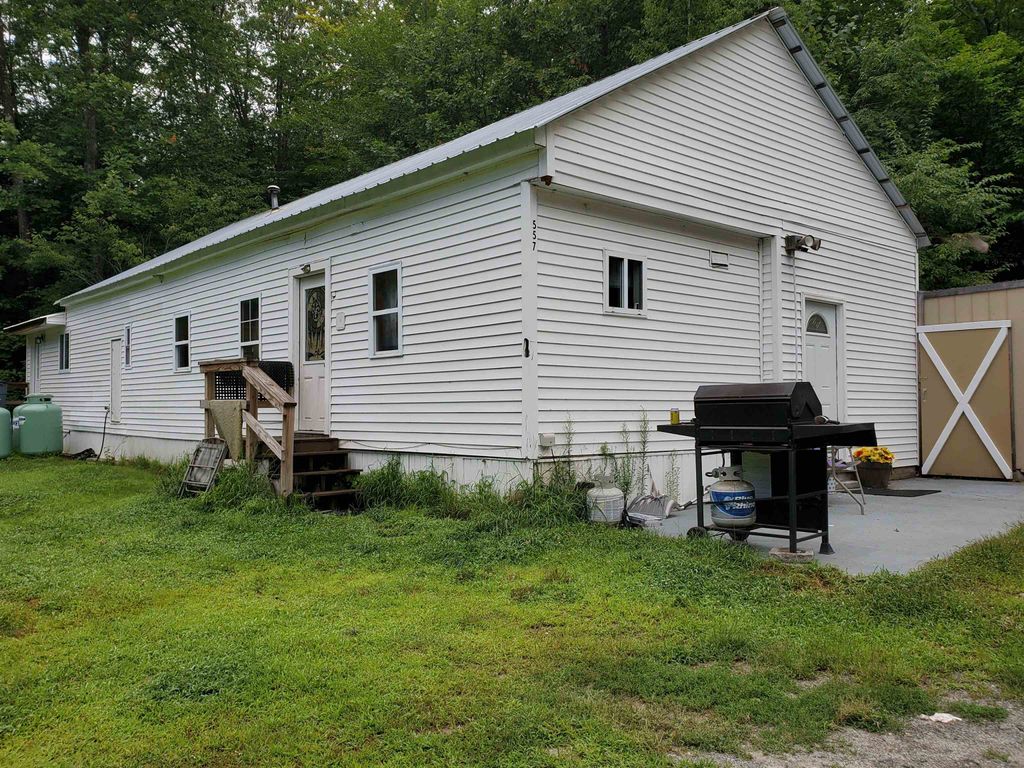 Photo of 557 Fernwood Farms Road, Canaan, NH 03741 (MLS # 5088400)