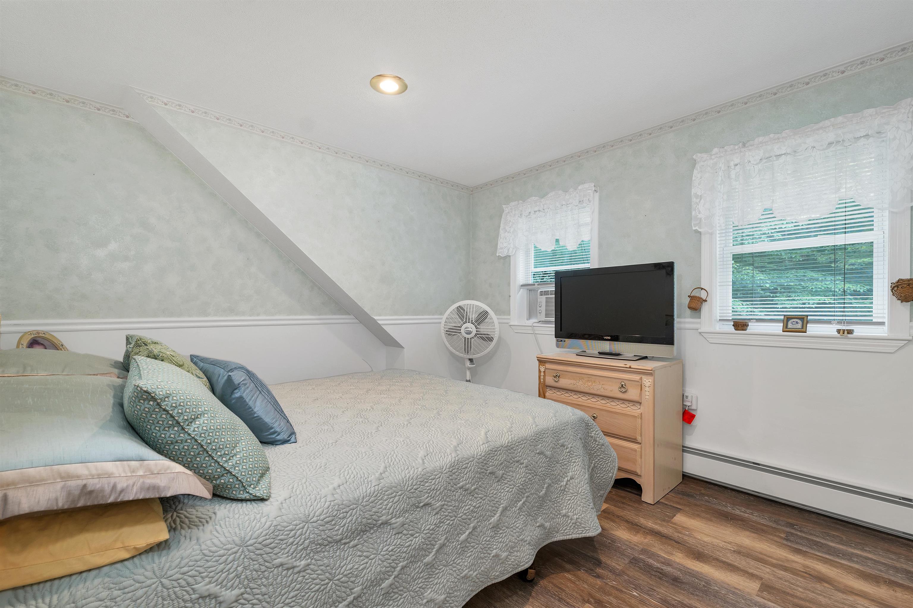 Pittsfield, New Hampshire 03263, United States, 3 Bedrooms Bedrooms, ,2 BathroomsBathrooms,Residential,Active,167189