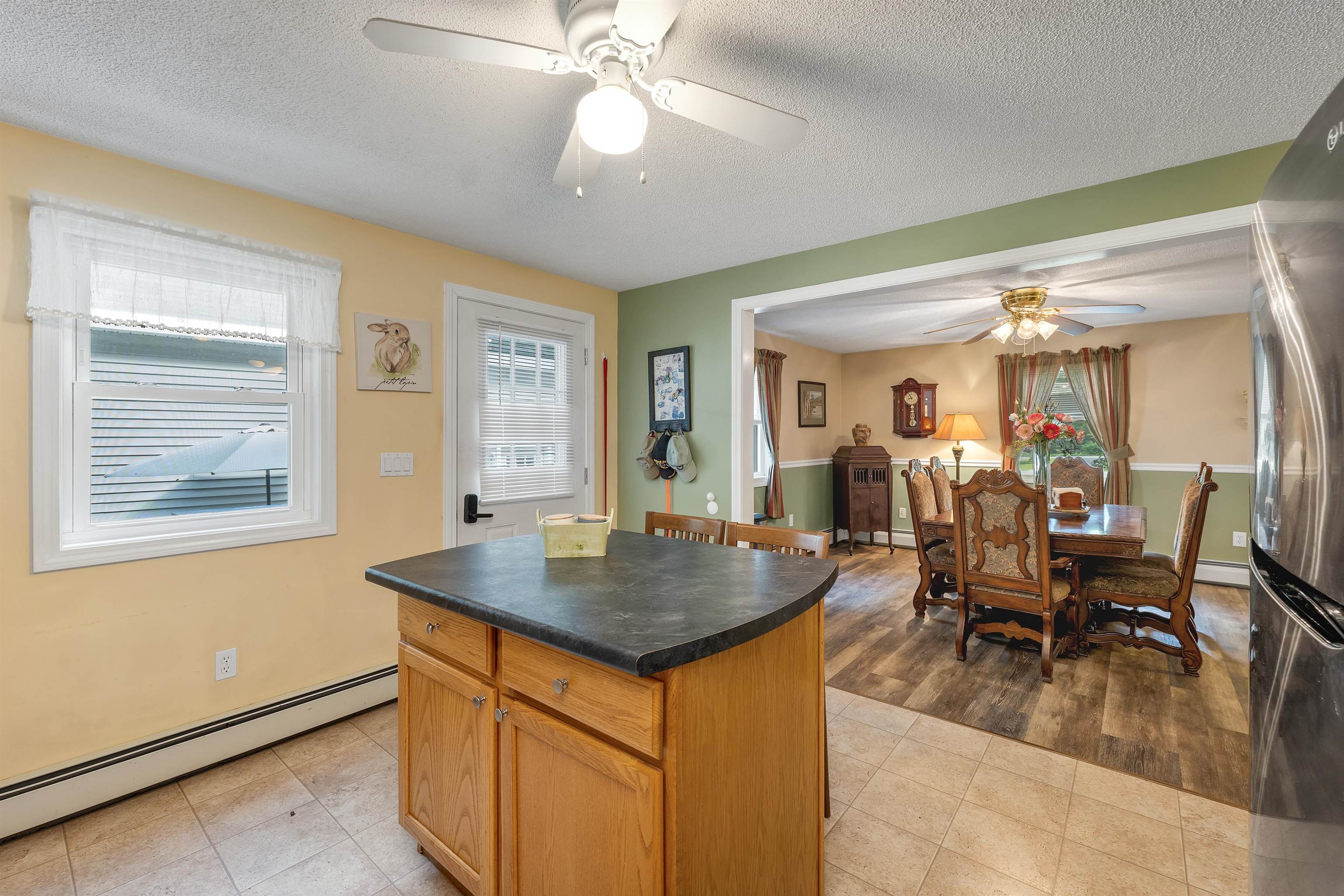 Pittsfield, New Hampshire 03263, United States, 3 Bedrooms Bedrooms, ,2 BathroomsBathrooms,Residential,Active,167189