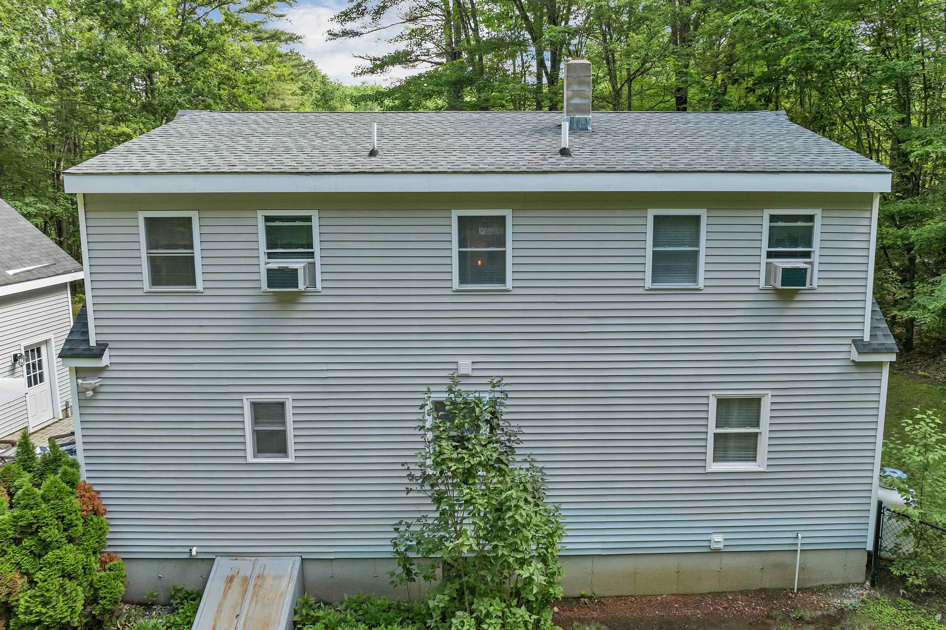 Pittsfield, New Hampshire 03263, United States, 3 Bedrooms Bedrooms, ,2 BathroomsBathrooms,Residential,Active,167189