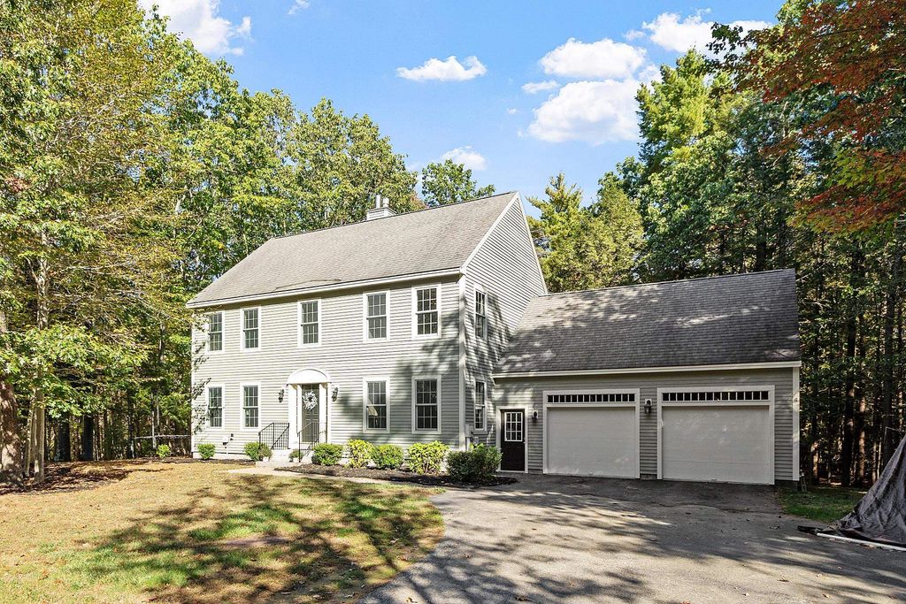 Photo of 1 Pheasant Lane, Portsmouth, NH 03801 (MLS # 5064662)
