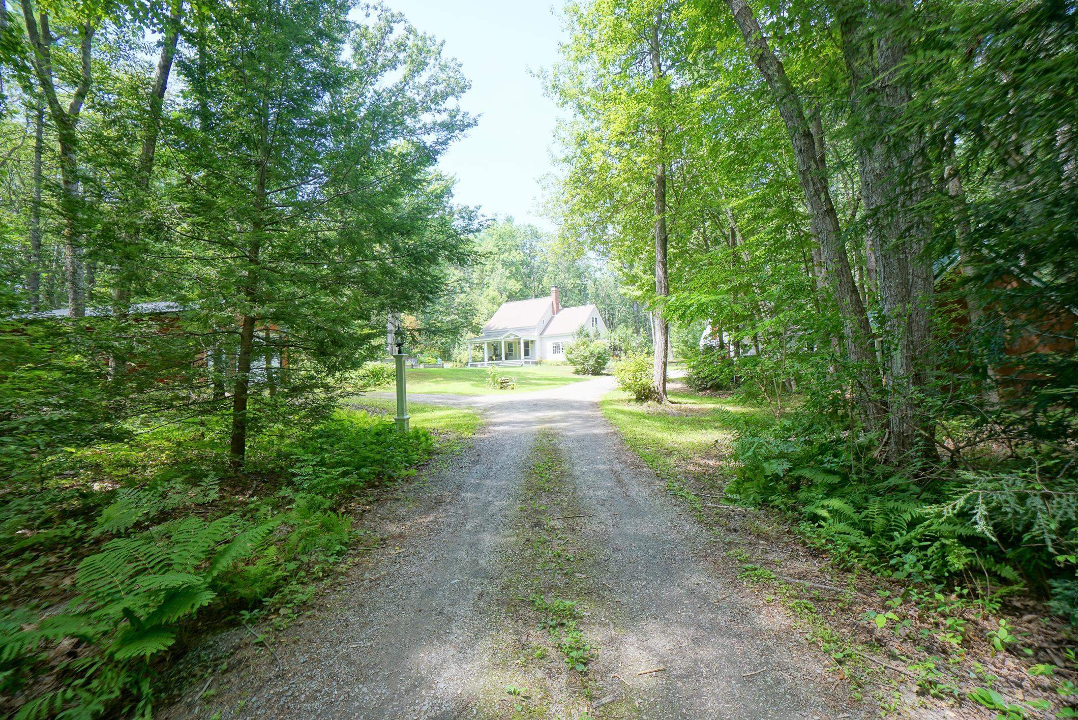 8 Earle Drive