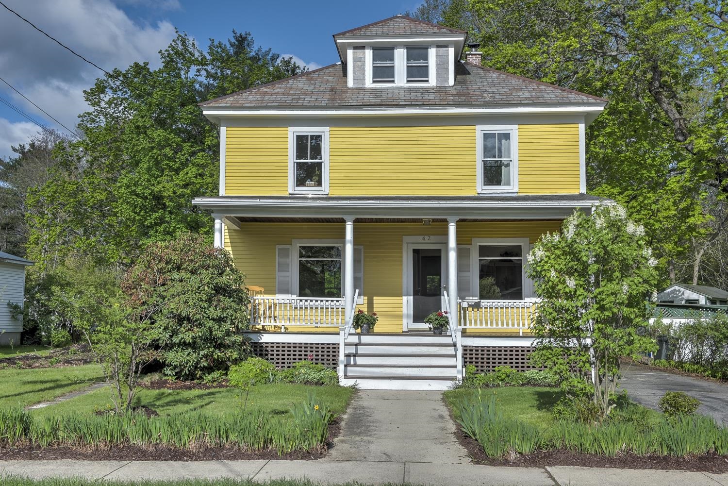 42 River Street