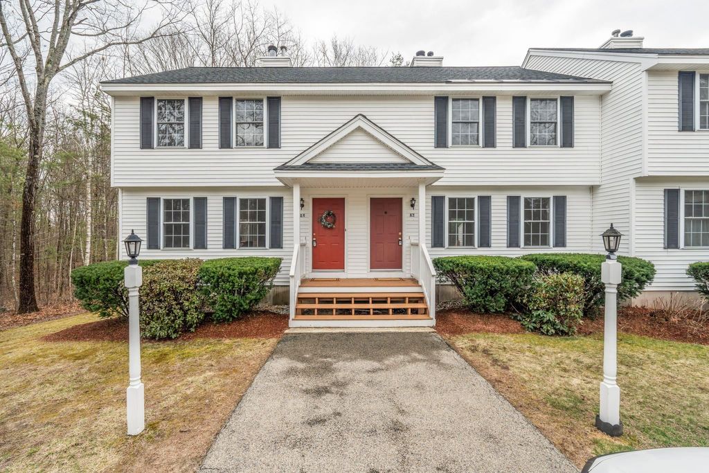 Photo of 9 Old Nashua Road #B-4, Amherst, NH 03031 (MLS # 5064235)