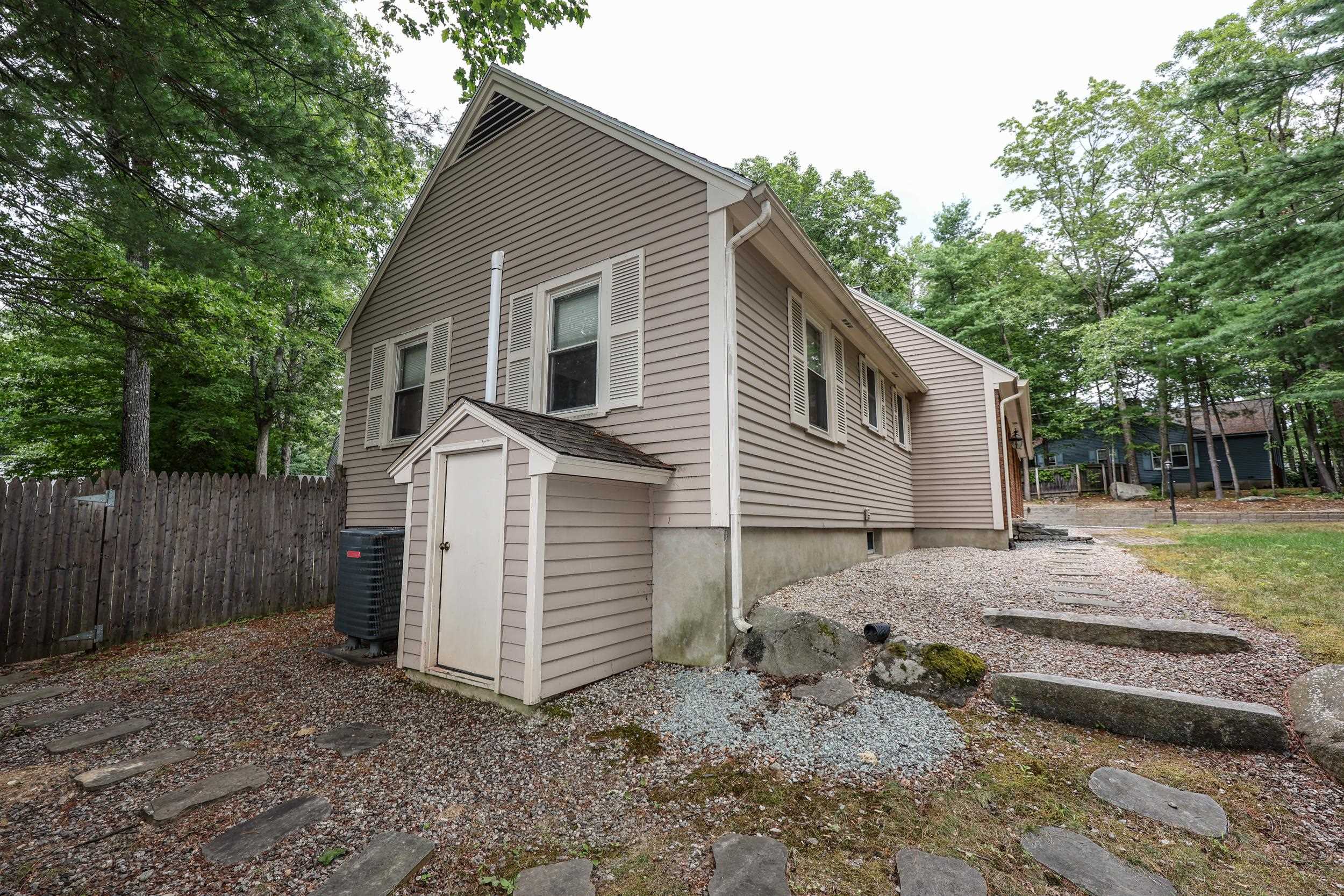 274 Crestview Circle