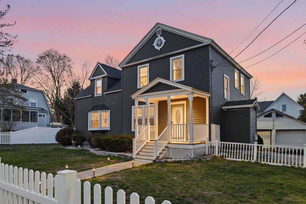 Photo of 2 Garland Street, Plymouth, NH 03264 (MLS # 5086850)