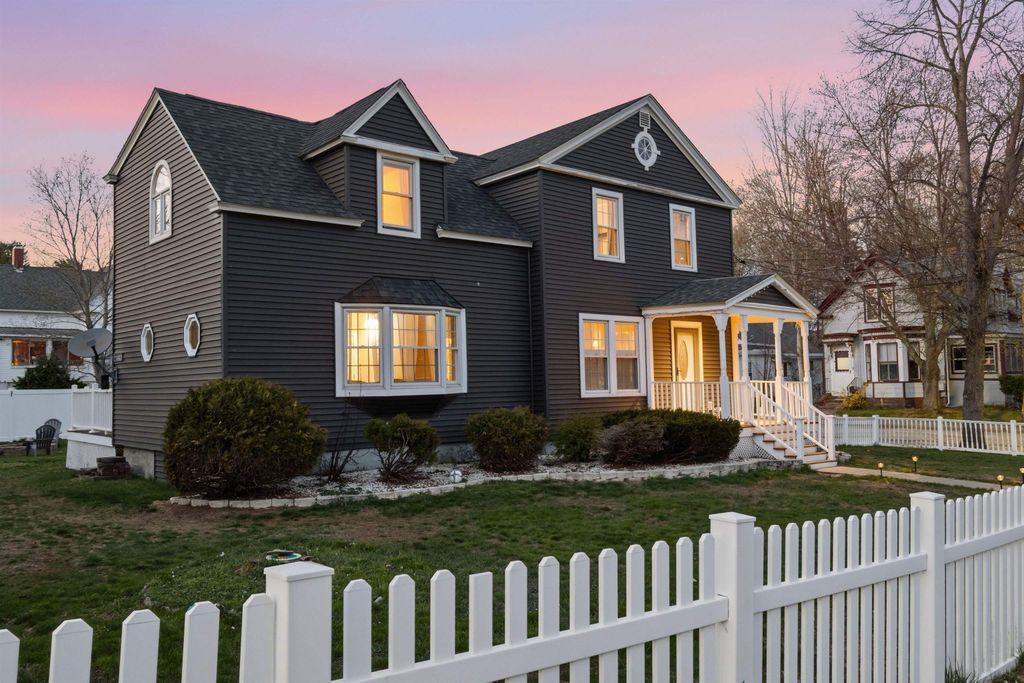 Photo of 2 Garland Street, Plymouth, NH 03264 (MLS # 5086850)