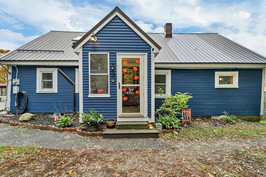 Photo of 96 Clinton Street, Laconia, NH 03246 (MLS # 5066953)