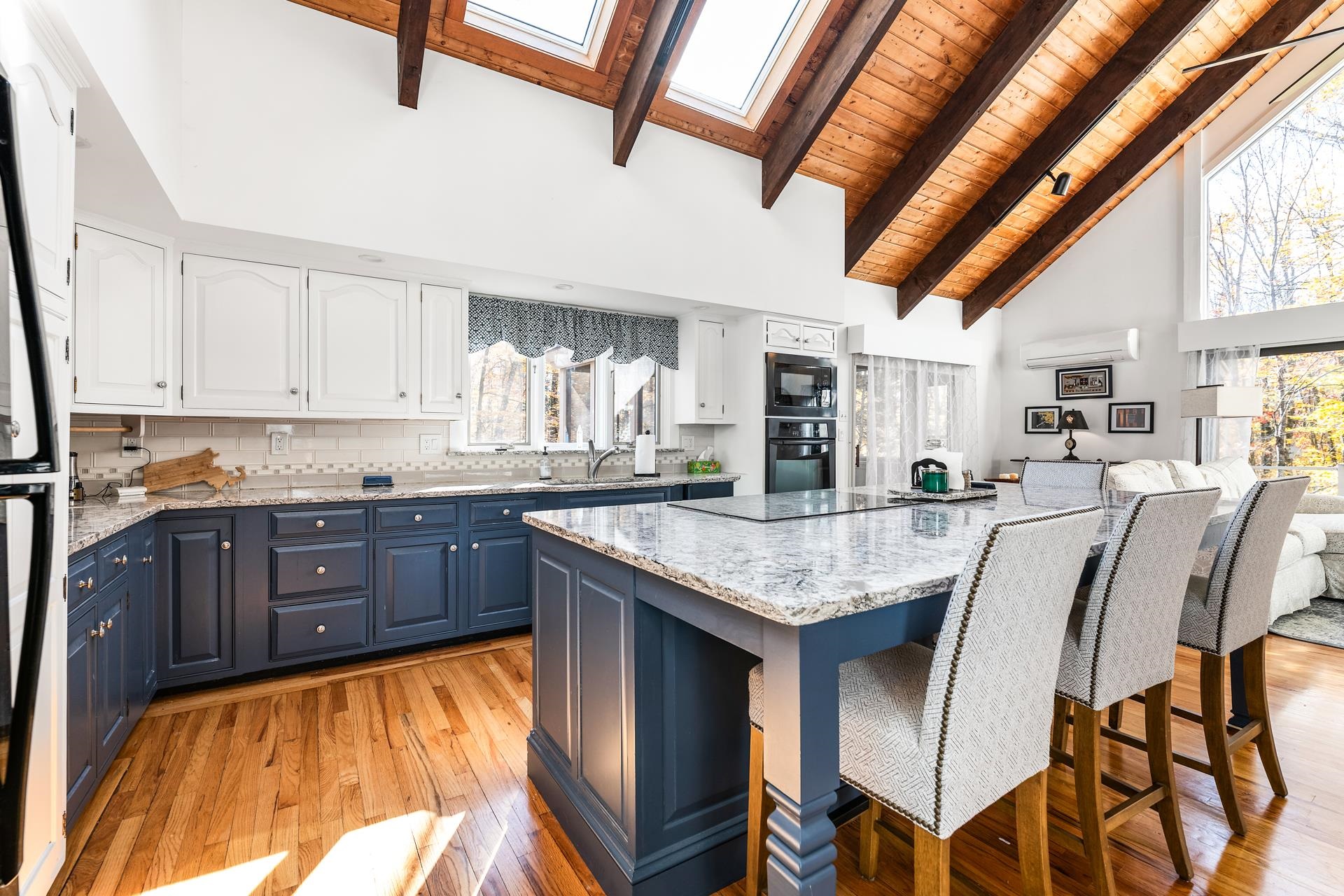 44 Hummingbird Hill