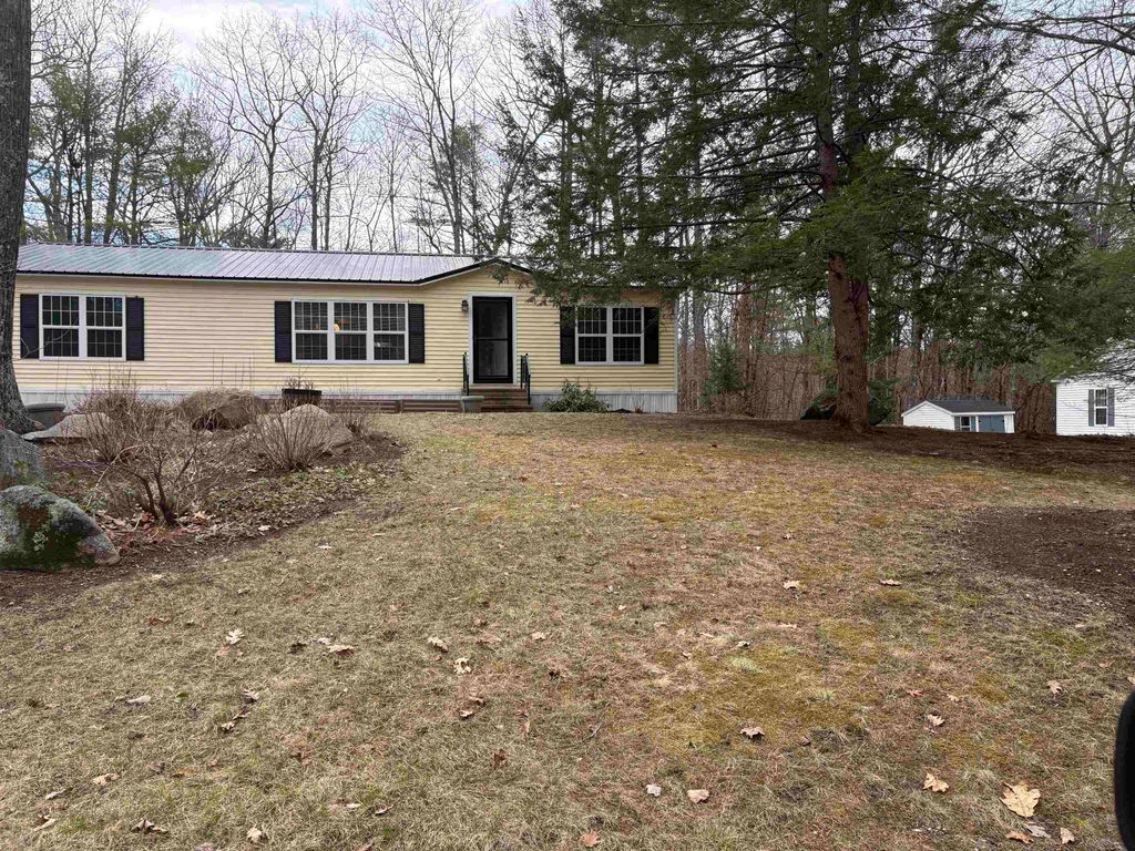 Photo of 17 Harvey Brook Road, Wolfeboro, NH 03894 (MLS # 5083896)