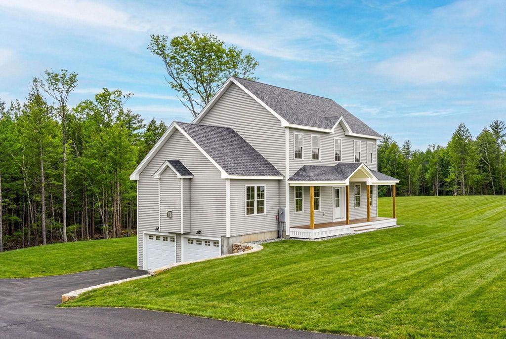 Photo of 10 Blaisdell Court, Raymond, NH 03077 (MLS # 5082767)